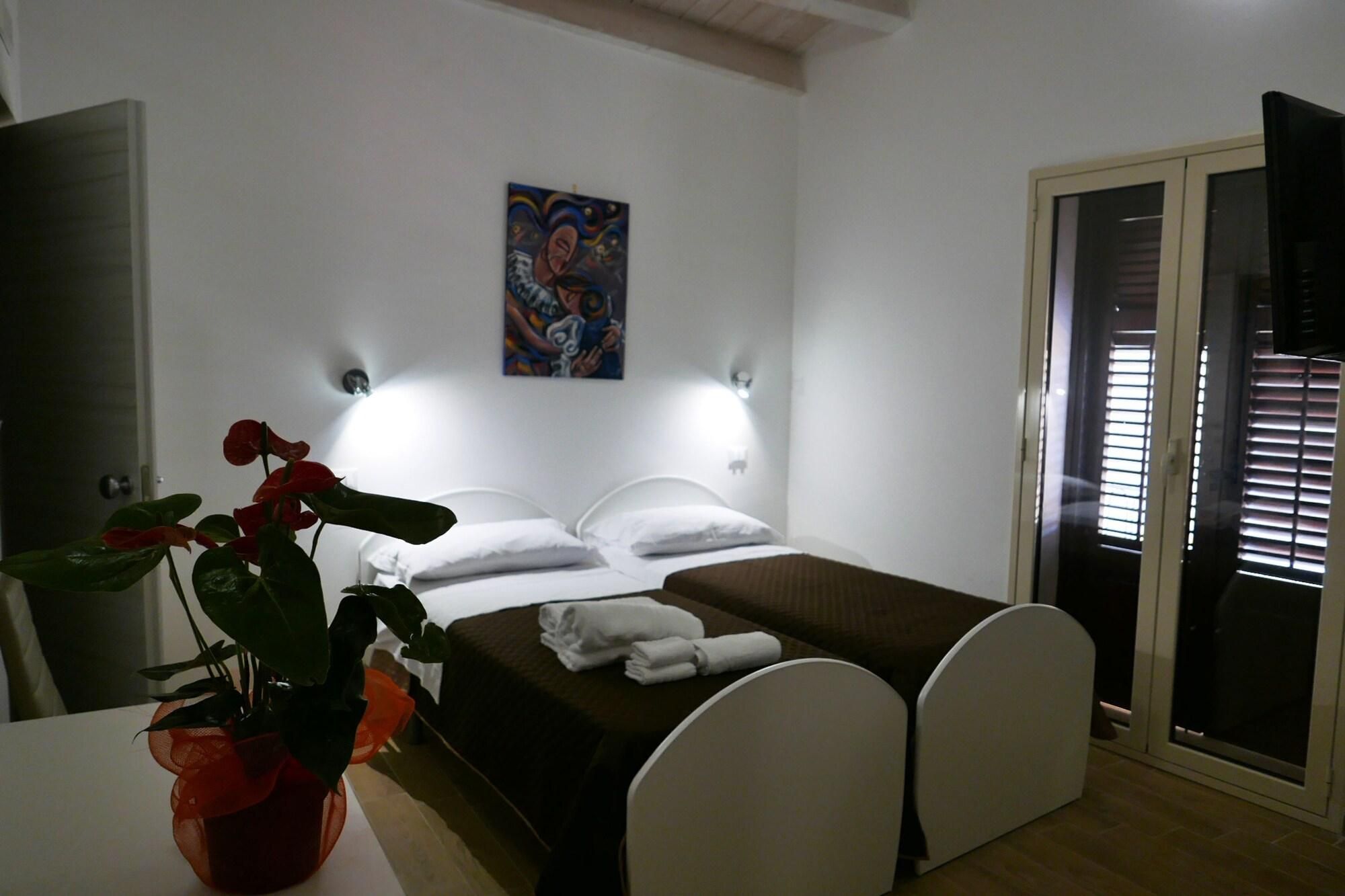 Opera Boutique Rooms 1
