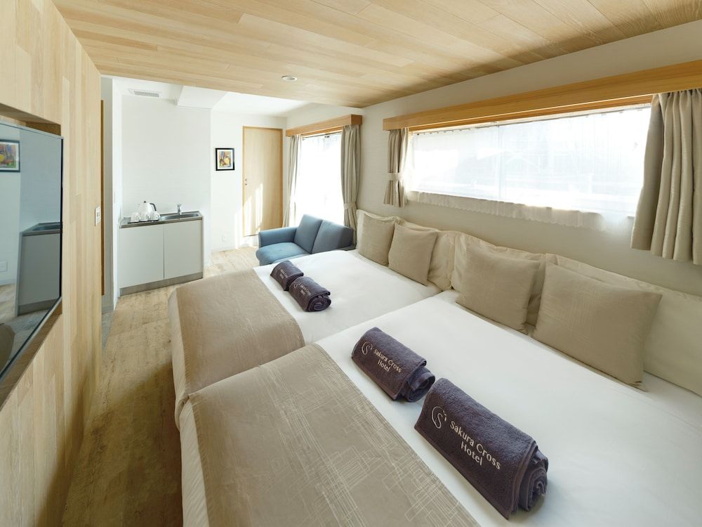 Sakura Cross Hotel Shinjuku East 1