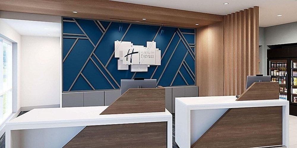 Holiday Inn Express GLOUCESTER by IHG 2