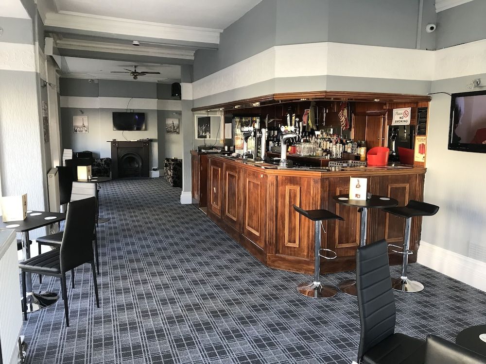 The New Alexandra Hotel 2