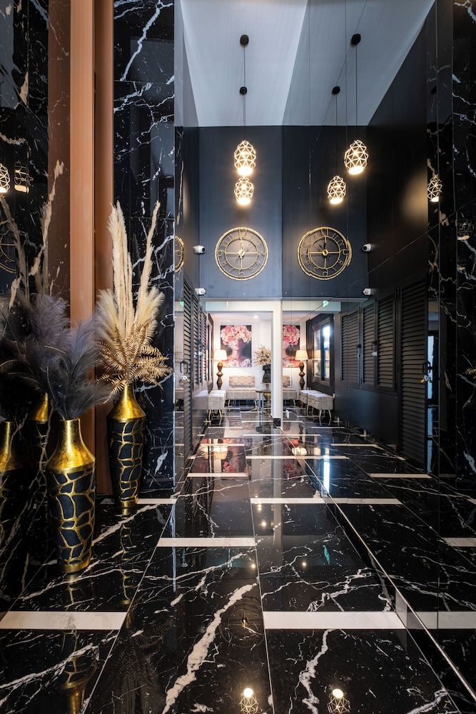 Lazuli Hermes Apartments 1