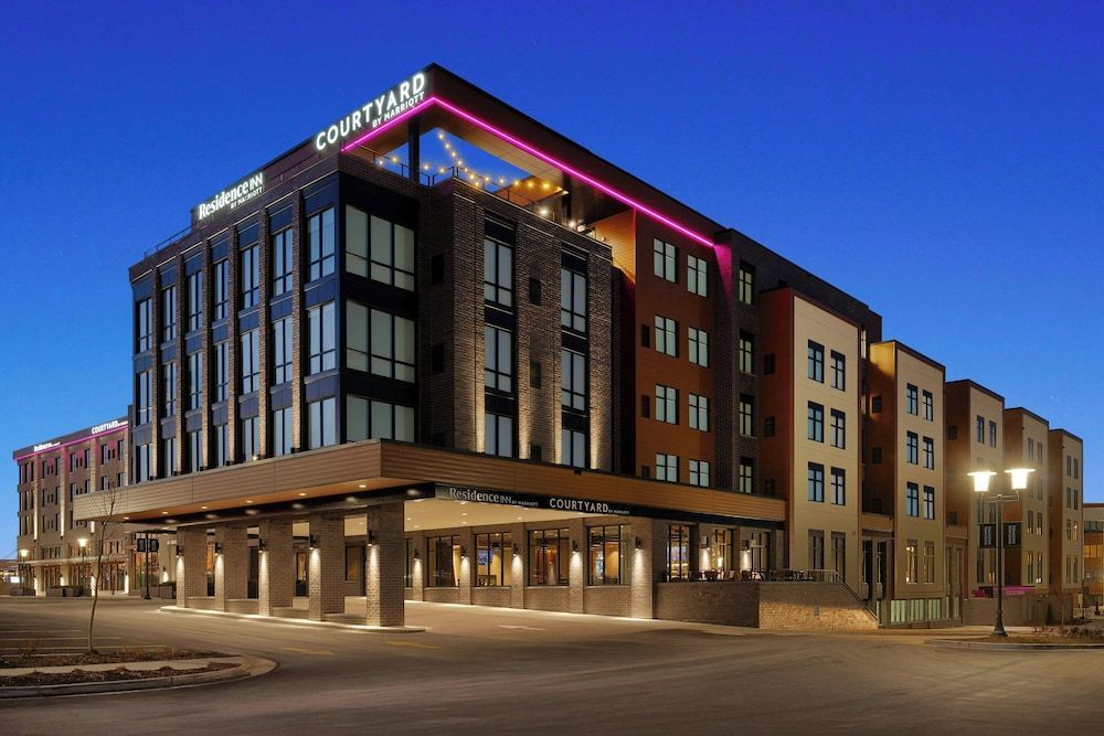 Courtyard by Marriott Milwaukee Brookfield at Poplar Creek 1