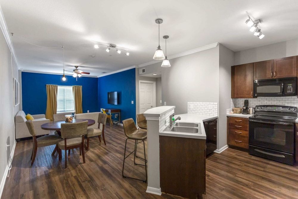 Charming 1BD in Trendy West End Neighborhood 1