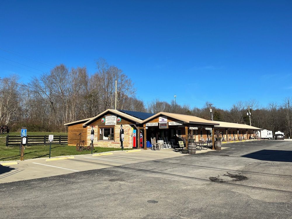 Lincoln Lodge 1