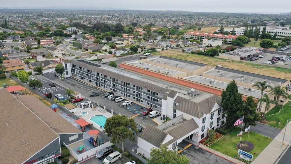 Best Western Surf City 2