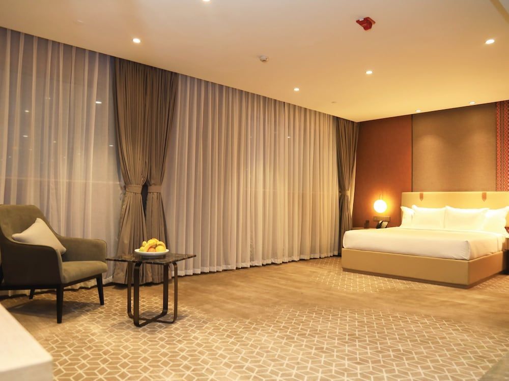 Skylight In-Terminal Hotel 1