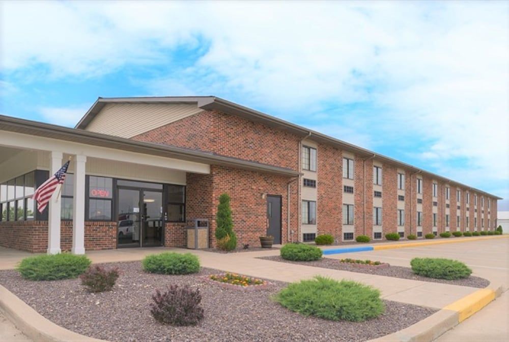 FairBridge Inn Express Monroe City 1