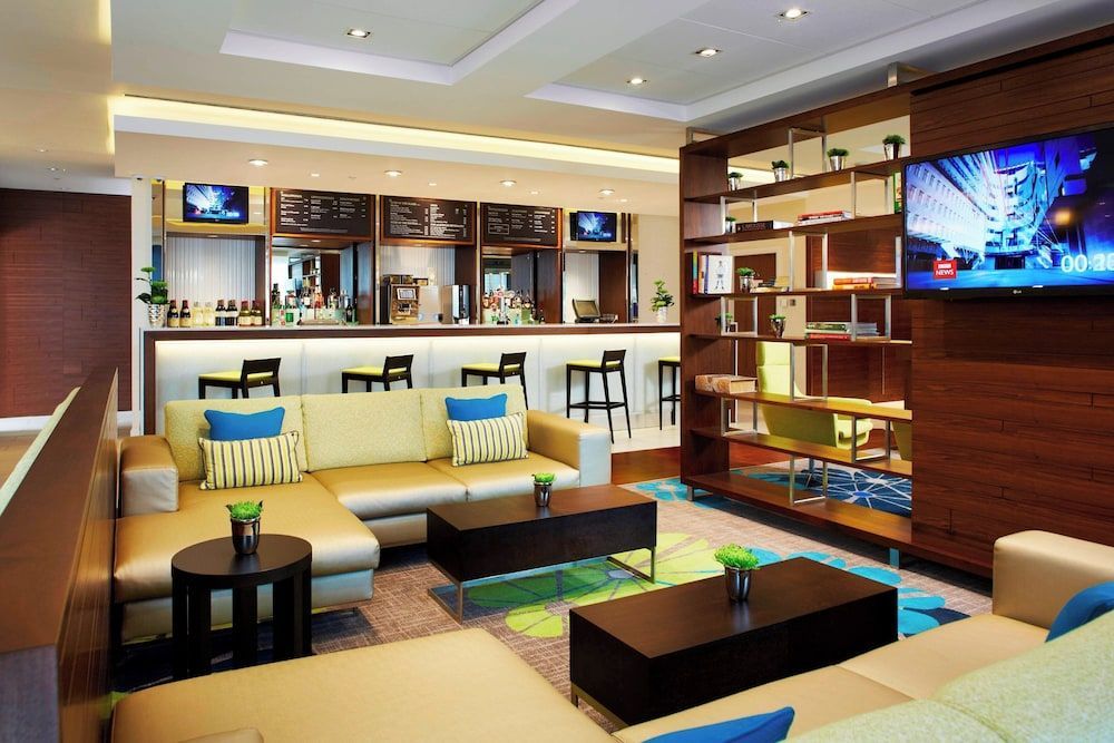 Courtyard by Marriott Aberdeen Airport 1