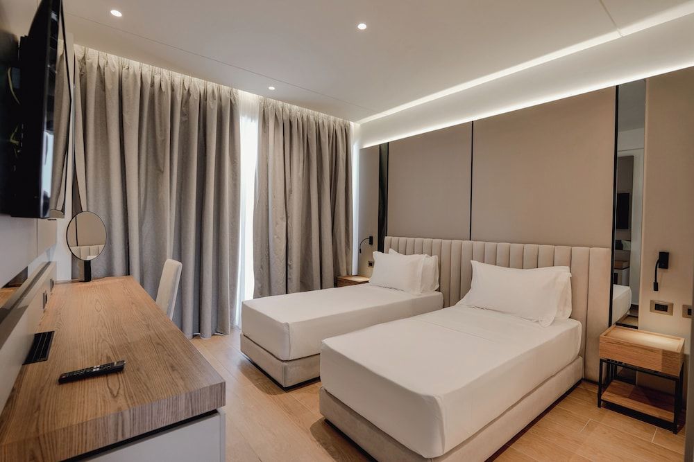 JOST Caravel Hotel 2