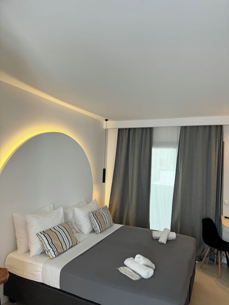 Angelo Boutique Hotel Santorini 1
