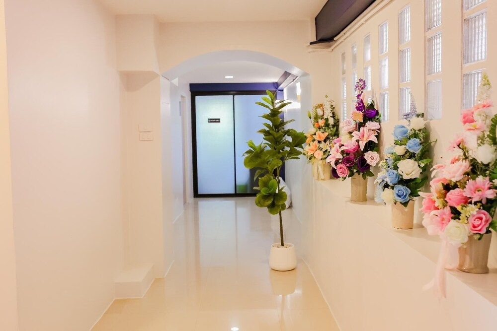 R2 Bed and Pool Kanchanaburi 2