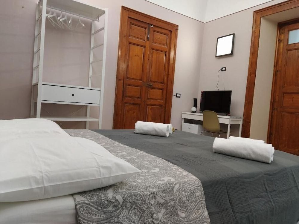 Le Nereidi b&b Acireale Centro 1