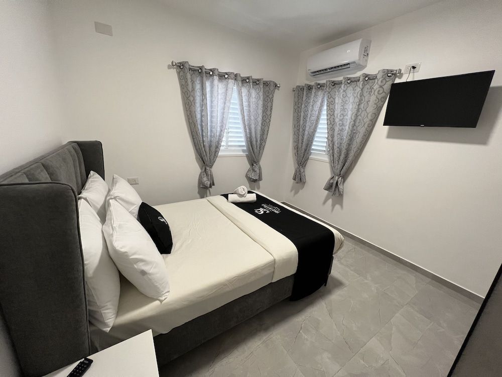 Masarik Apartments 1