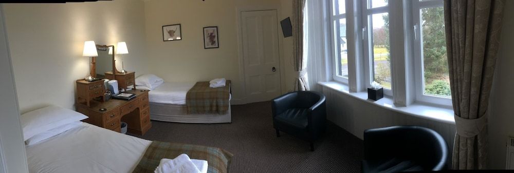 Loch Shiel Hotel 2