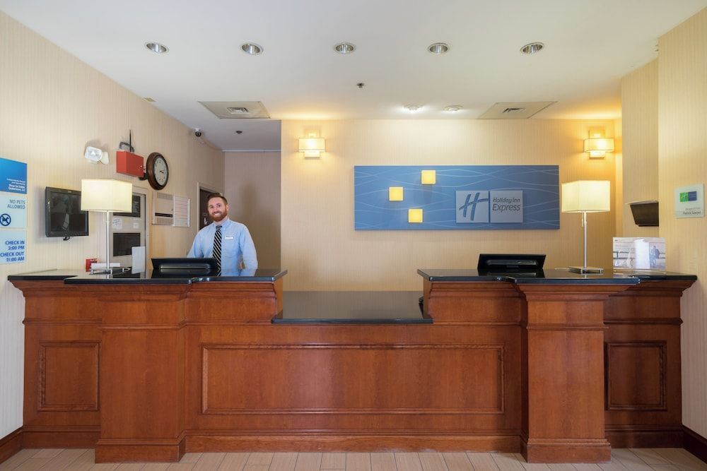 Holiday Inn Express & Suites QUAKERTOWN - ALLENTOWN AREA by IHG 1