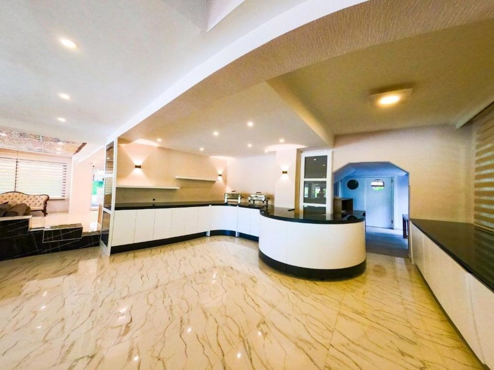 Bir Hotel 2