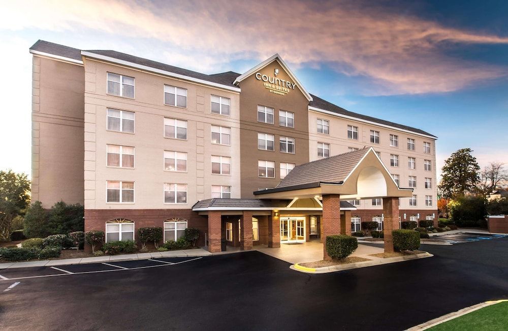 Country Inn & Suites by Radisson, Lake Norman Huntersville, NC 1