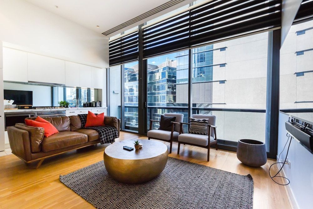 EVAN, 1BDR Southbank Apartment 1