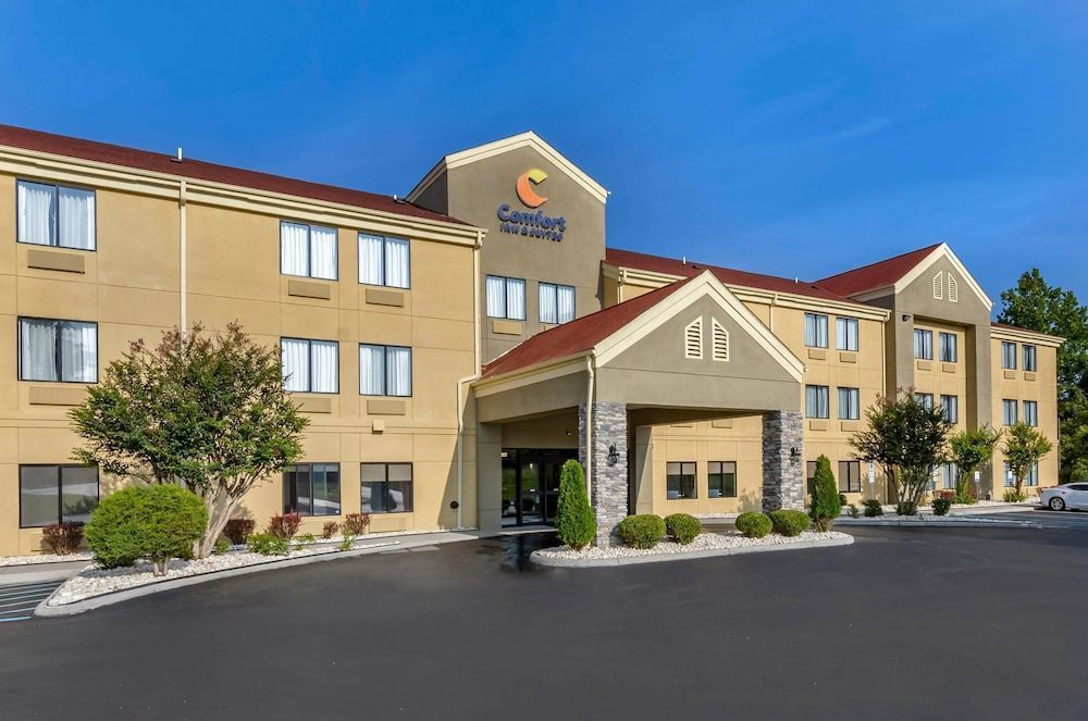 Comfort Inn & Suites Troutville-Roanoke North 1