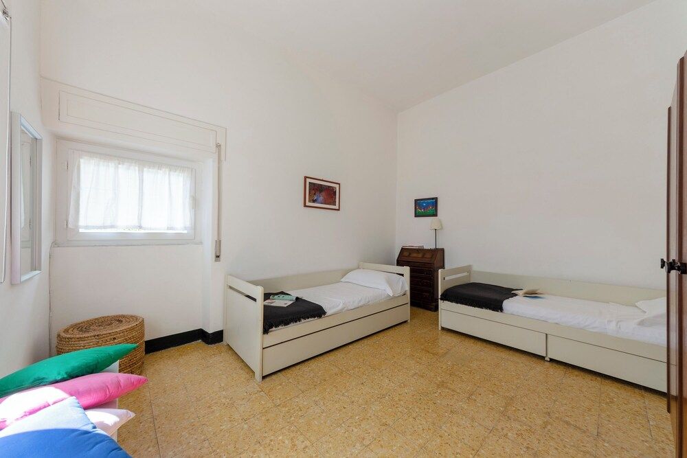 Monterosso Apartments 1