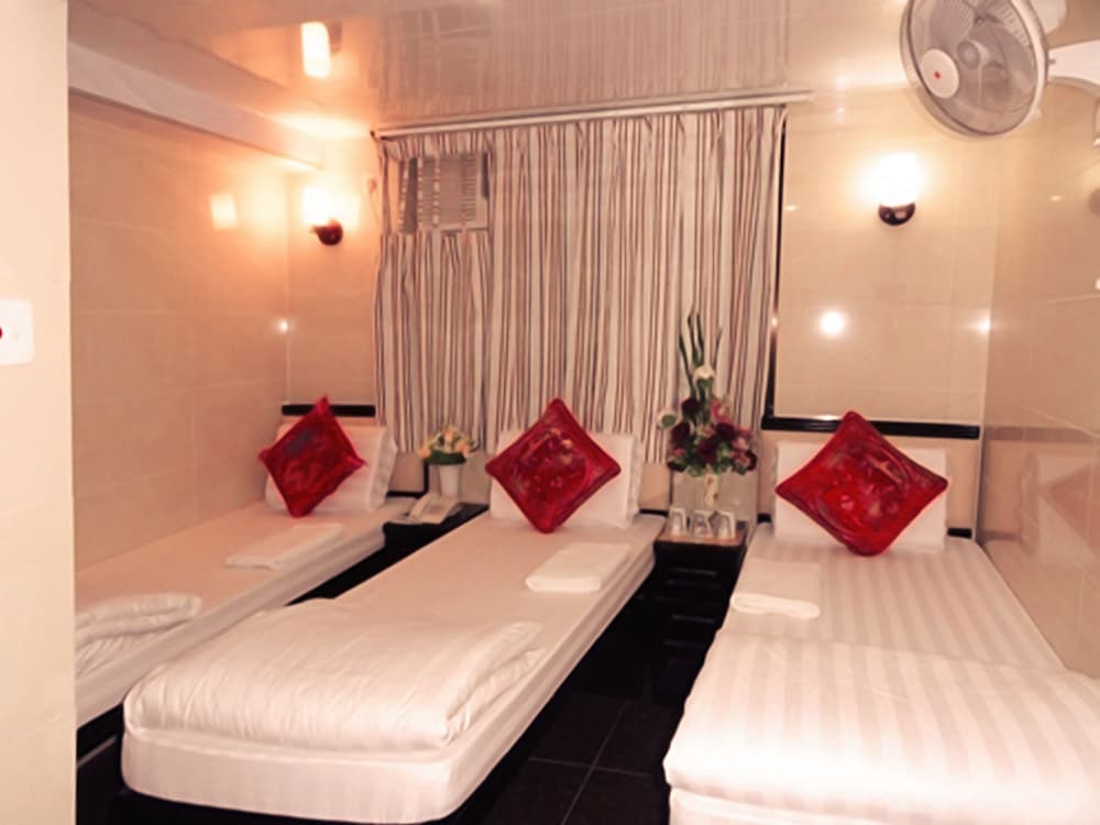 Manila Hotel - Hostel 2