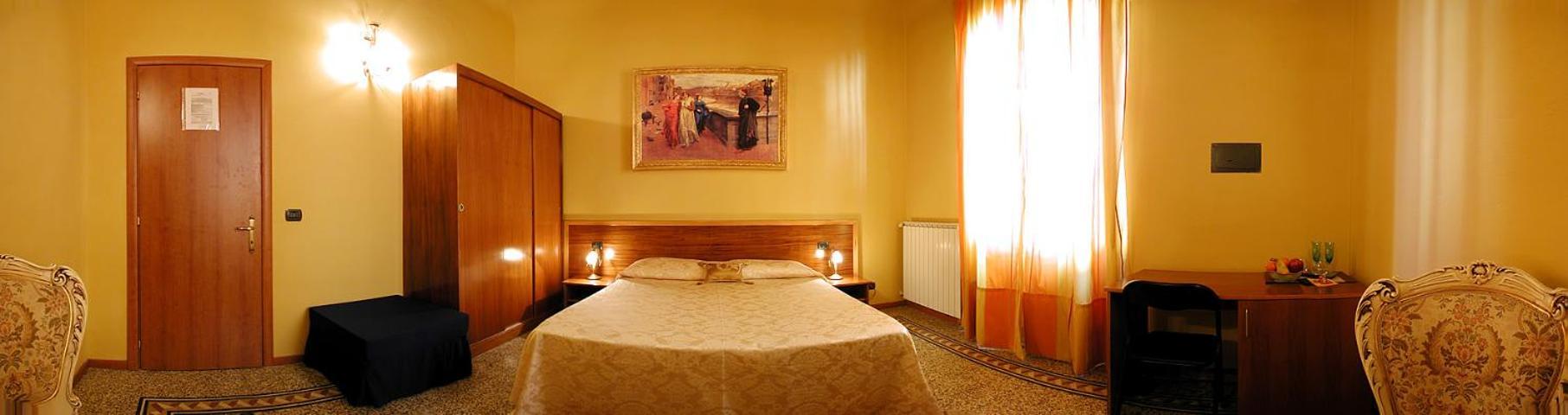 La Luna Guest House 2
