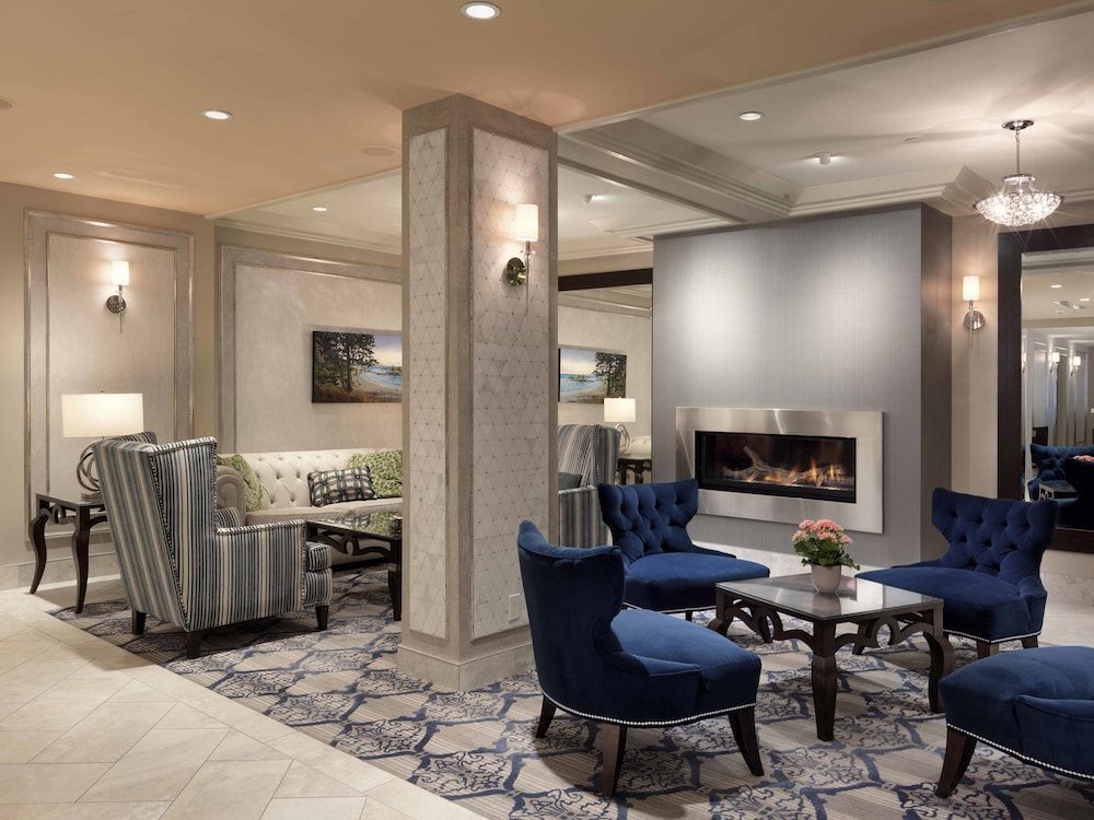 Chateau Victoria Hotel & Suites 2