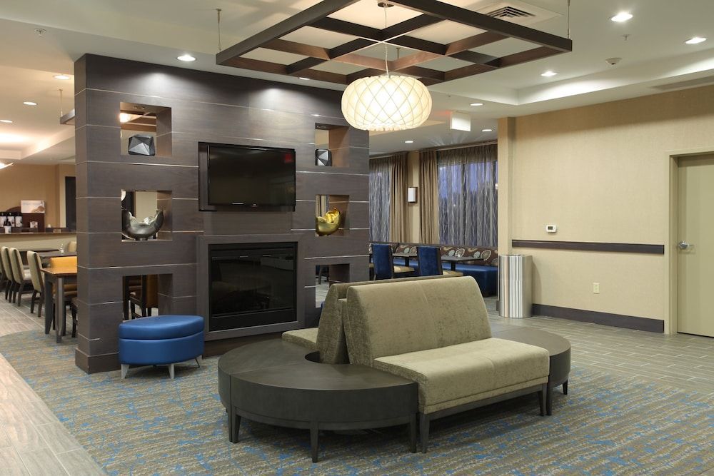 Holiday Inn Express & Suites GOLDSBORO - BASE AREA by IHG 1