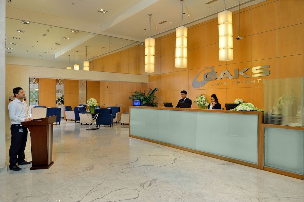 Oaks Liwa Heights Hotel Suites 2