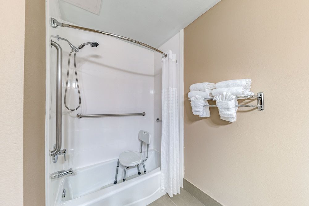 Quality Inn West Plano - Dallas 2