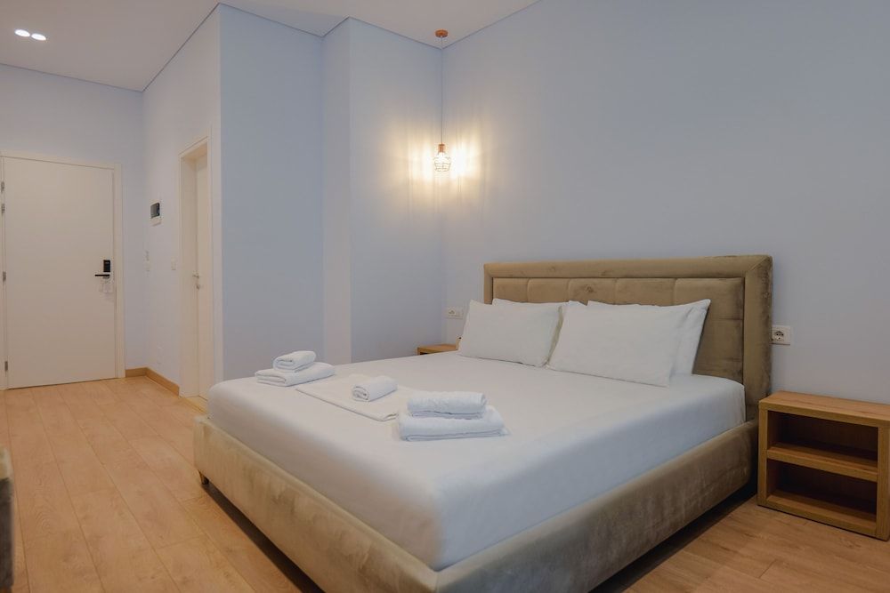 Otto Hotel 2