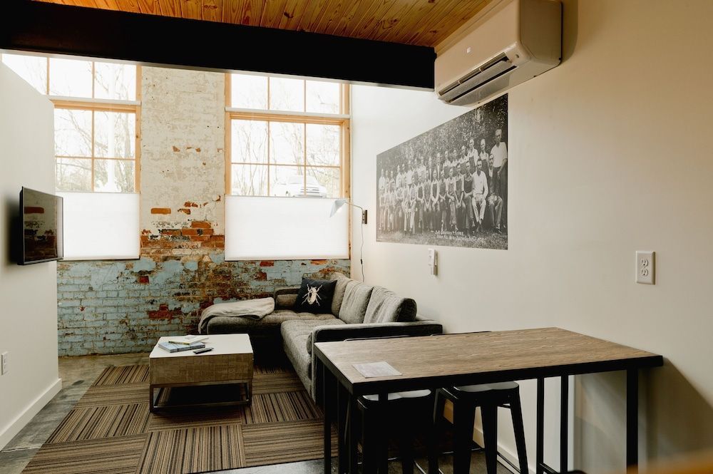 Loom Room Retreat 1