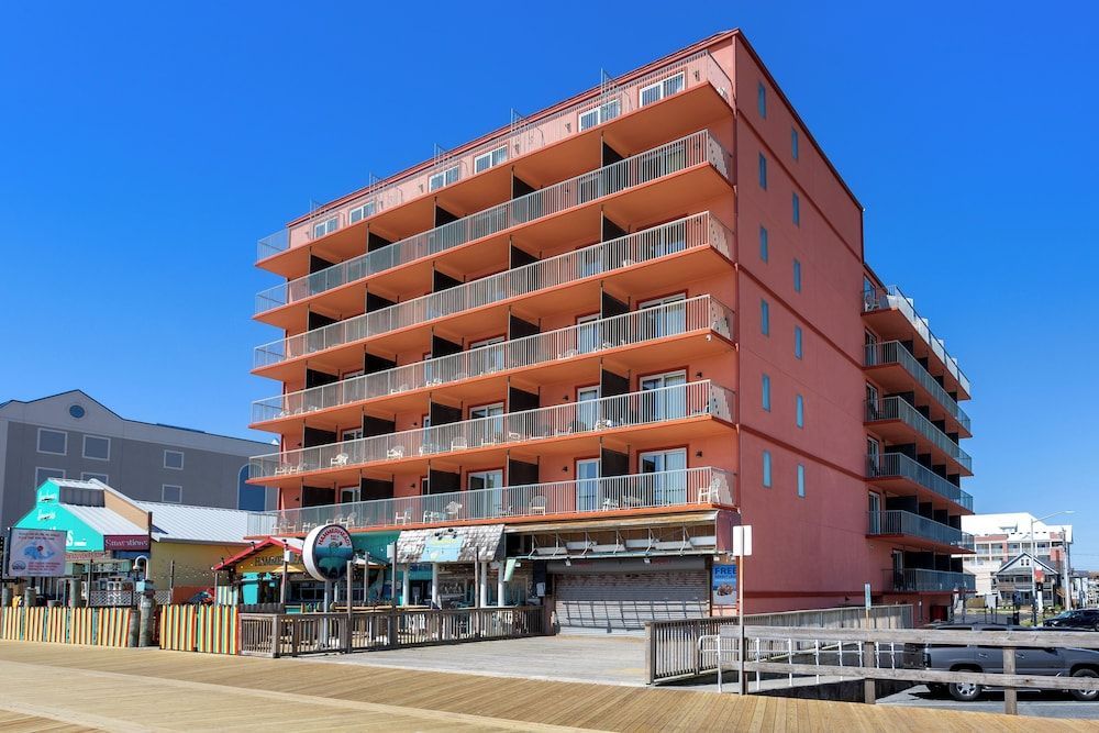 Americana Hotel Boardwalk 1
