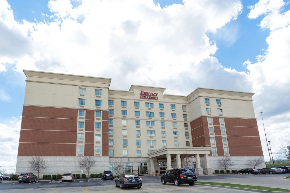 Drury Inn & Suites Cincinnati Sharonville 1