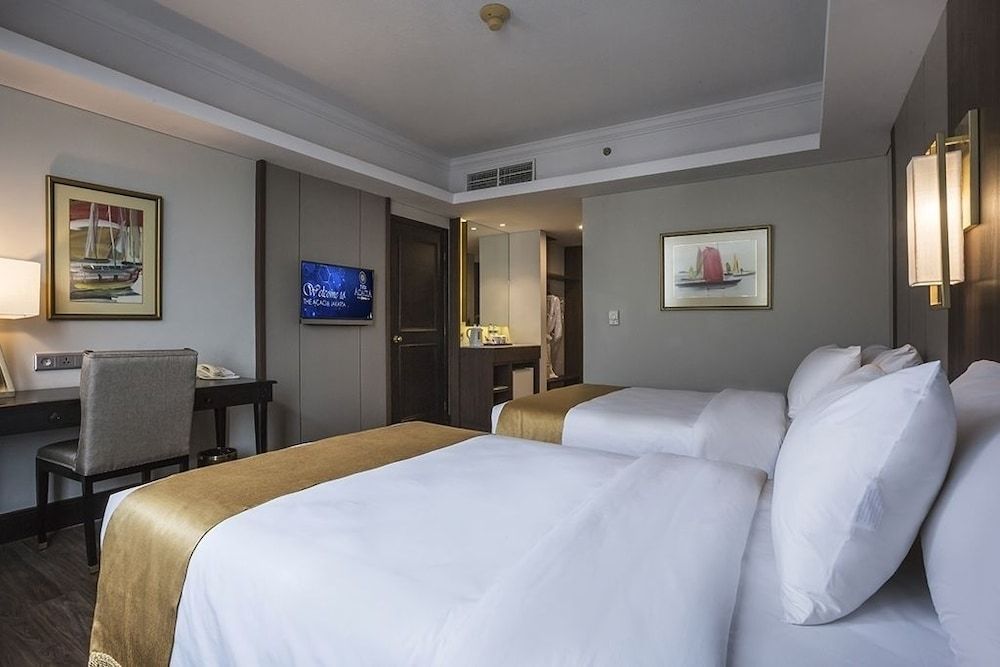 The Acacia Hotel Jakarta 2