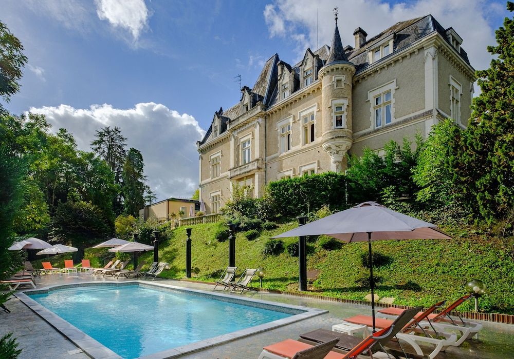 Château des Reynats 1