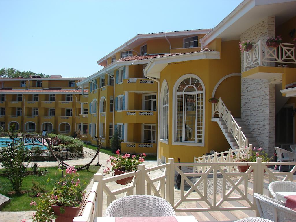 Blue Orange Beach Resort 2