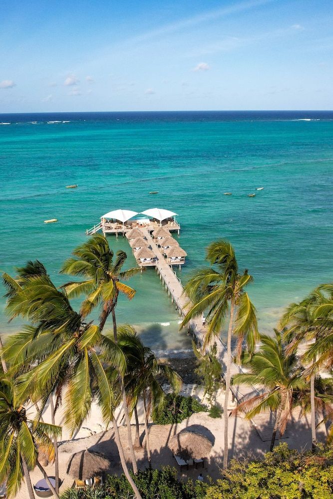 Blue Moon Resort 1