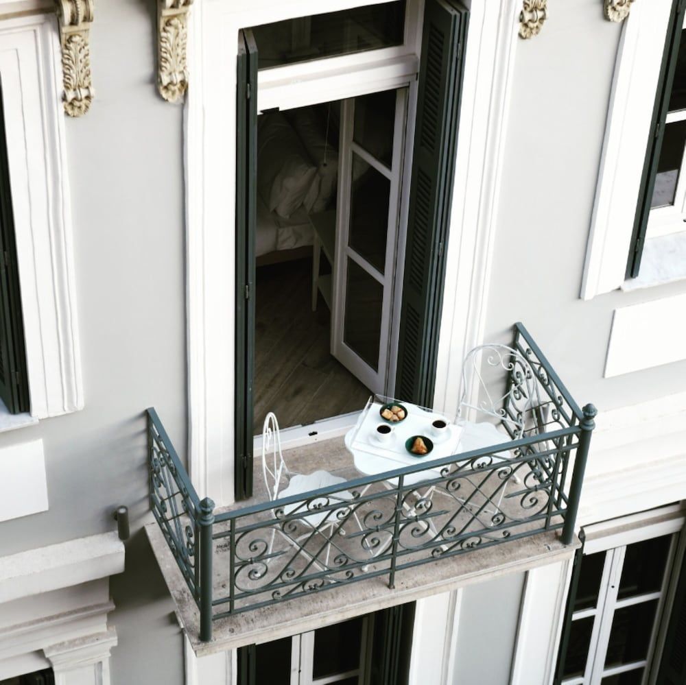 Neapolis 1897 Boutique Luxury Rooms 1