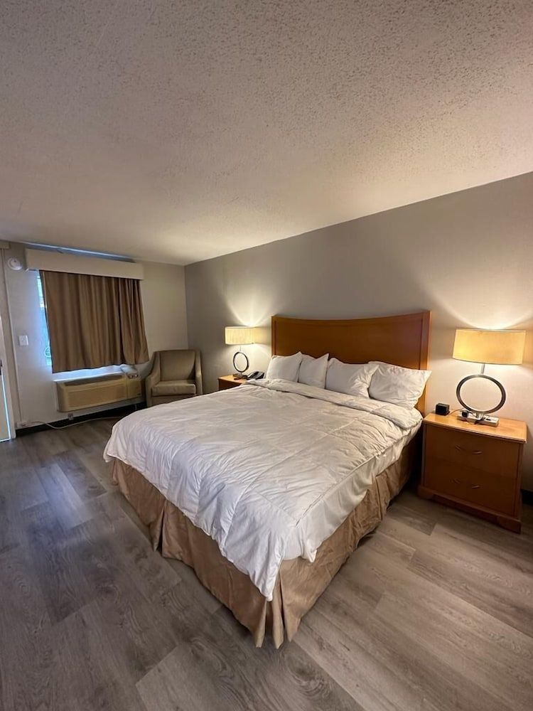 Lanett Inn 2