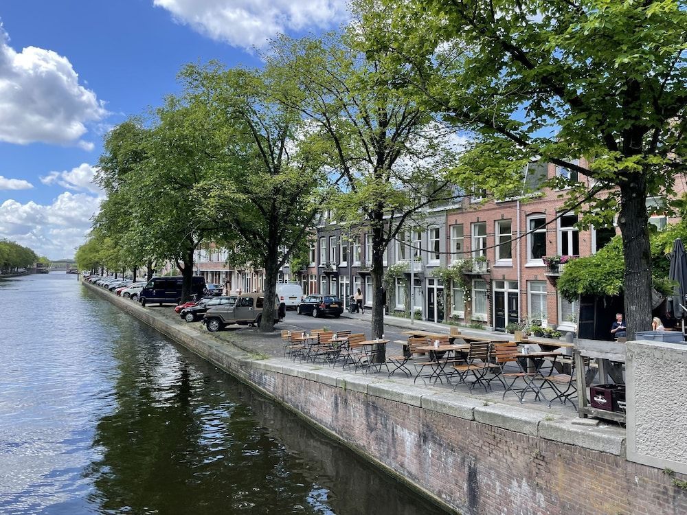Bed and Breakfast Amsterdam 1