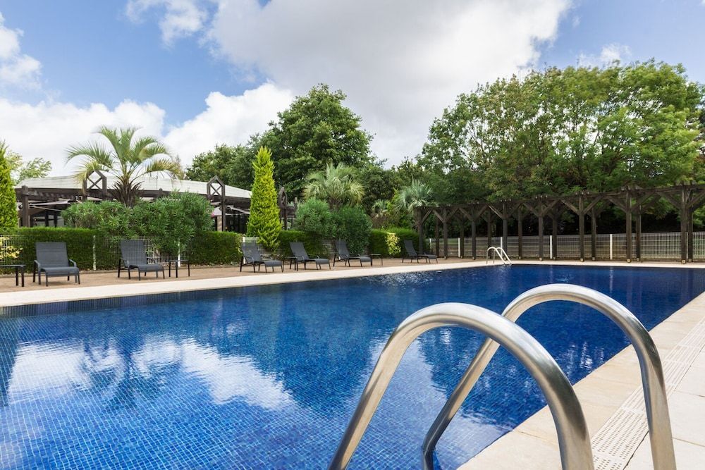 Hôtel Oceania Nantes Aéroport 1