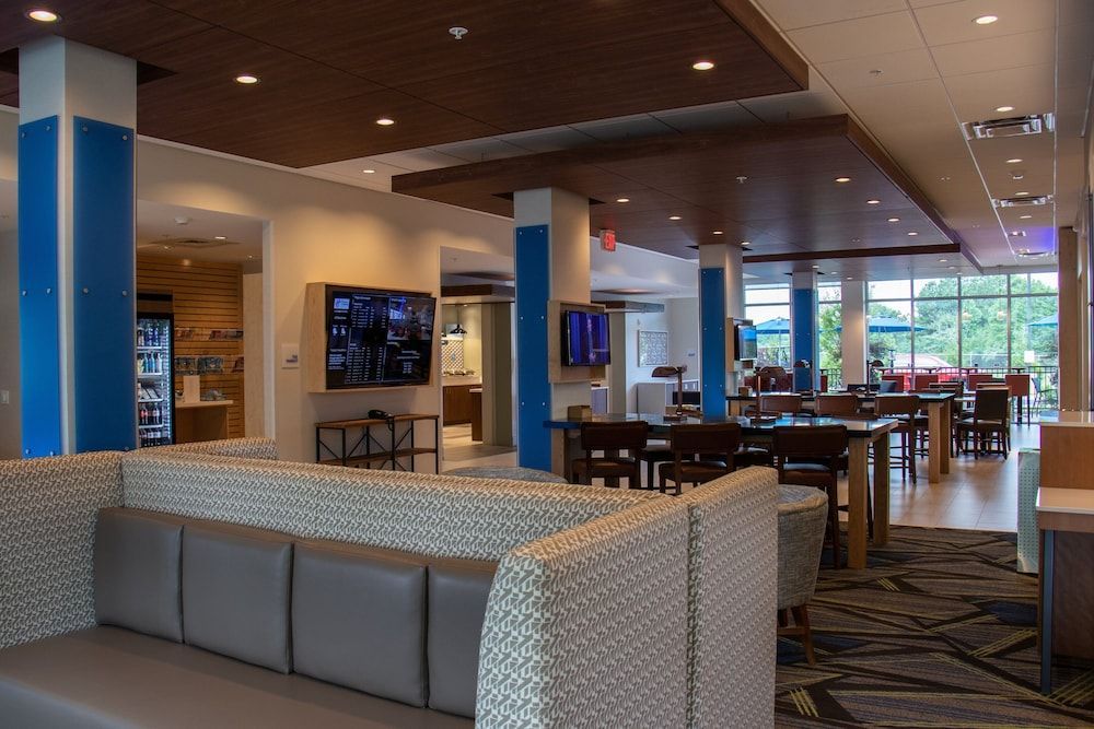 Holiday Inn Express & Suites TUSCALOOSA EAST by IHG 2