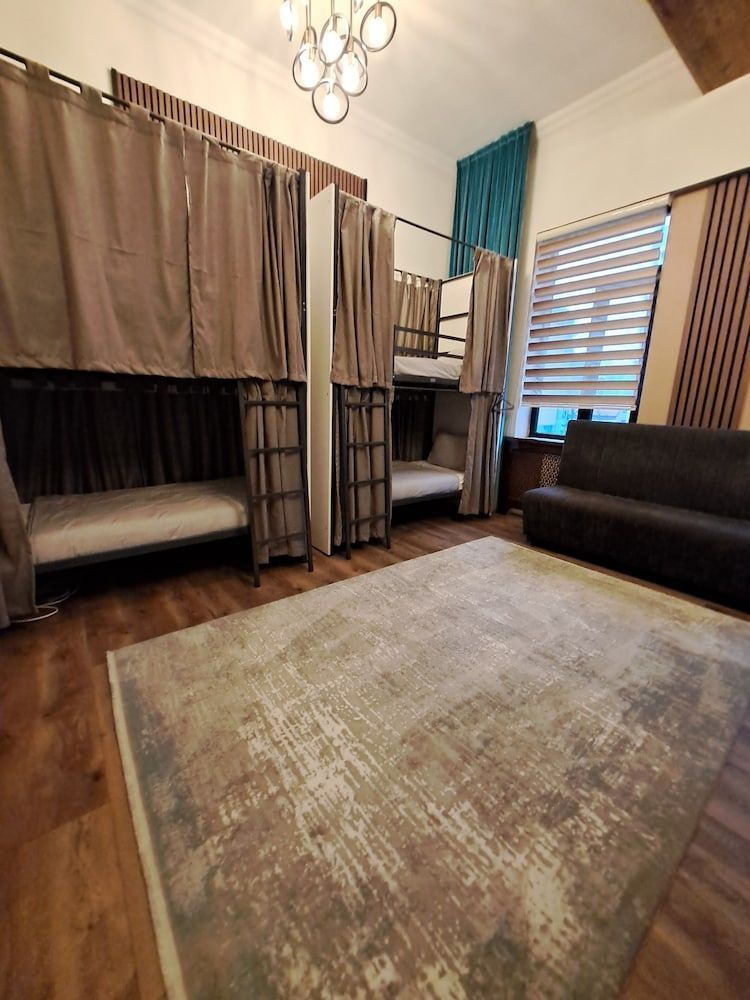 TURQUOISE Hostel 2
