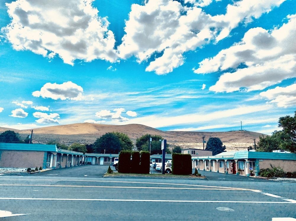 Sunland Inn Motel 1