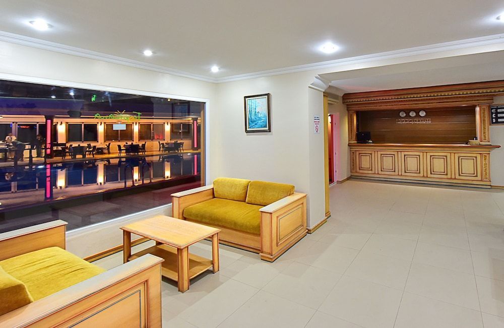 Tropicana Beach Hotel 2
