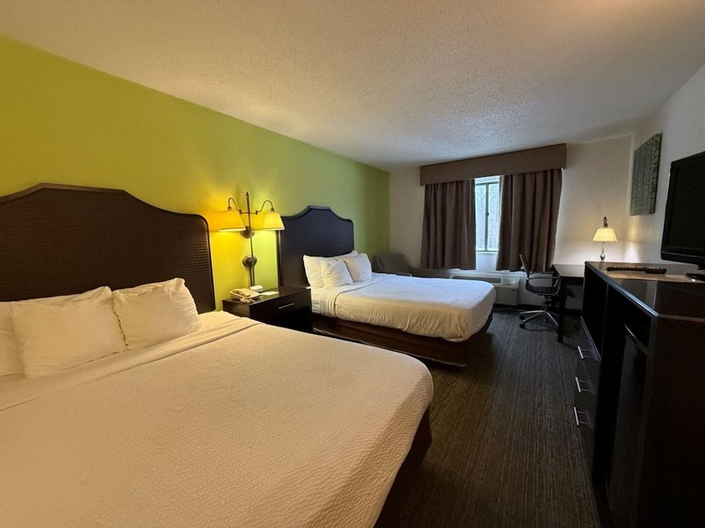 SureStay by Best Western Grove City 1