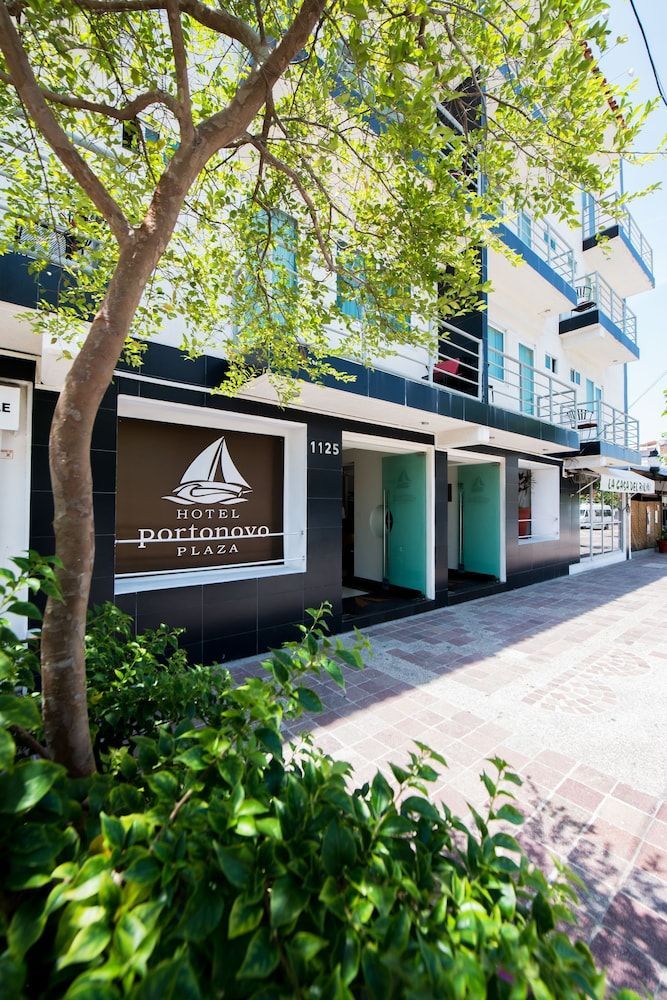 Hotel Portonovo Plaza Malecon 1