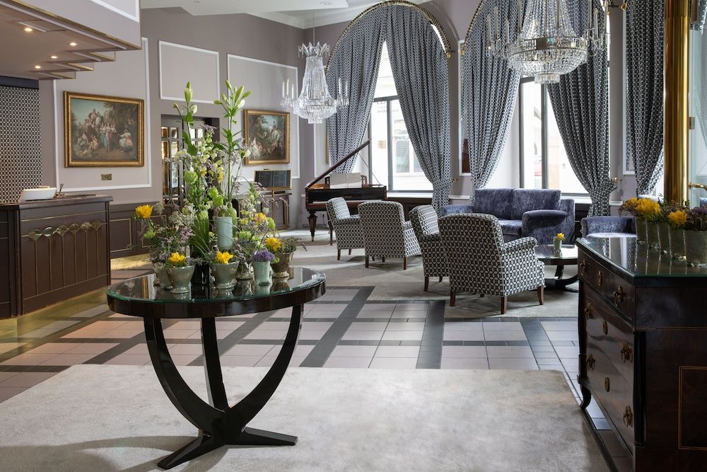 Grand Hotel Bohemia 2