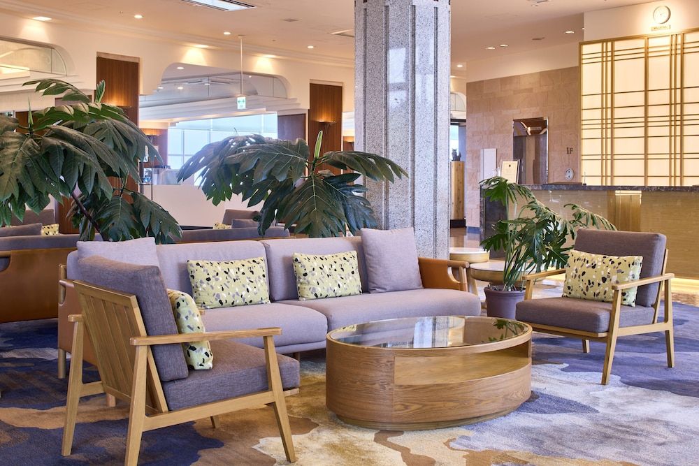 ANA Crowne Plaza Resort Okinawa Uruma Hills By IHG 2